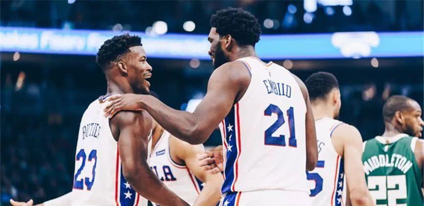  爱德华兹当选周最佳球员，森林狼终结快船连胜  