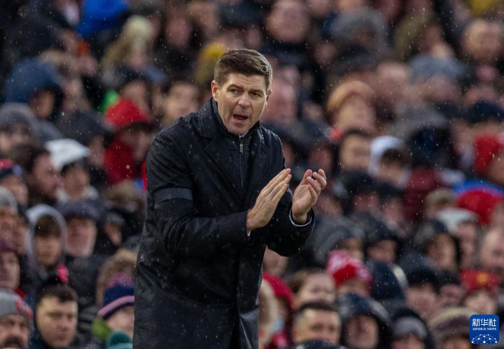  阿斯顿维拉攻势如潮，五球横扫副班长展锋芒